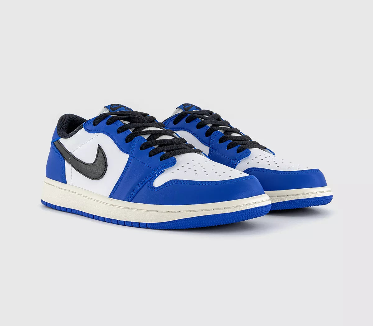 JORDAN
AIR JORDAN 1 RETRO LOW OG